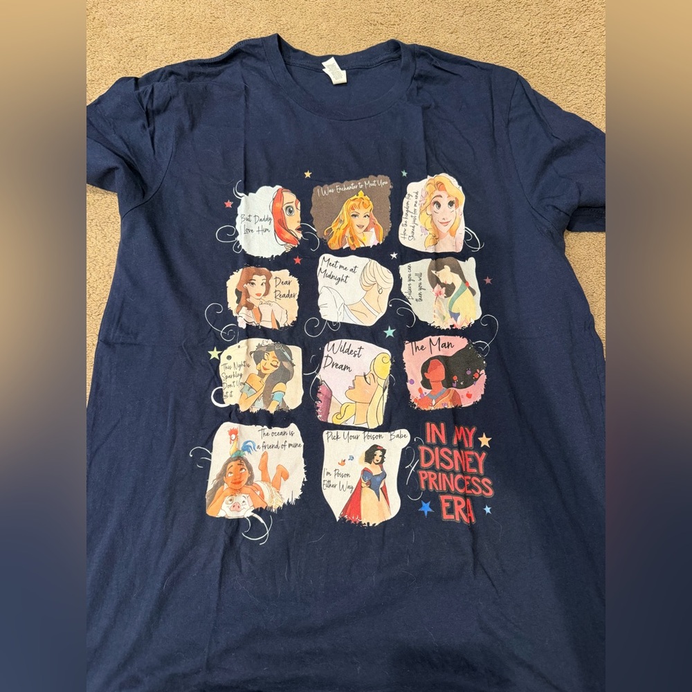 Disney Princess x Taylor Swift Navy Graphic Tee Size Large